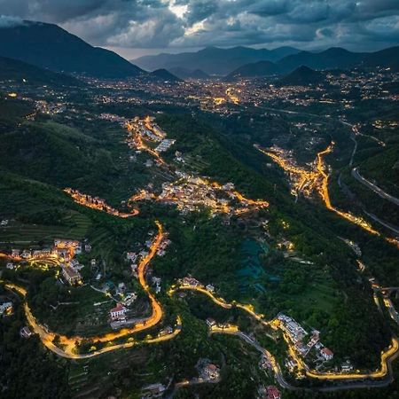 Vietri In Centro - Costa D'Amalfi Lägenhet Exteriör bild