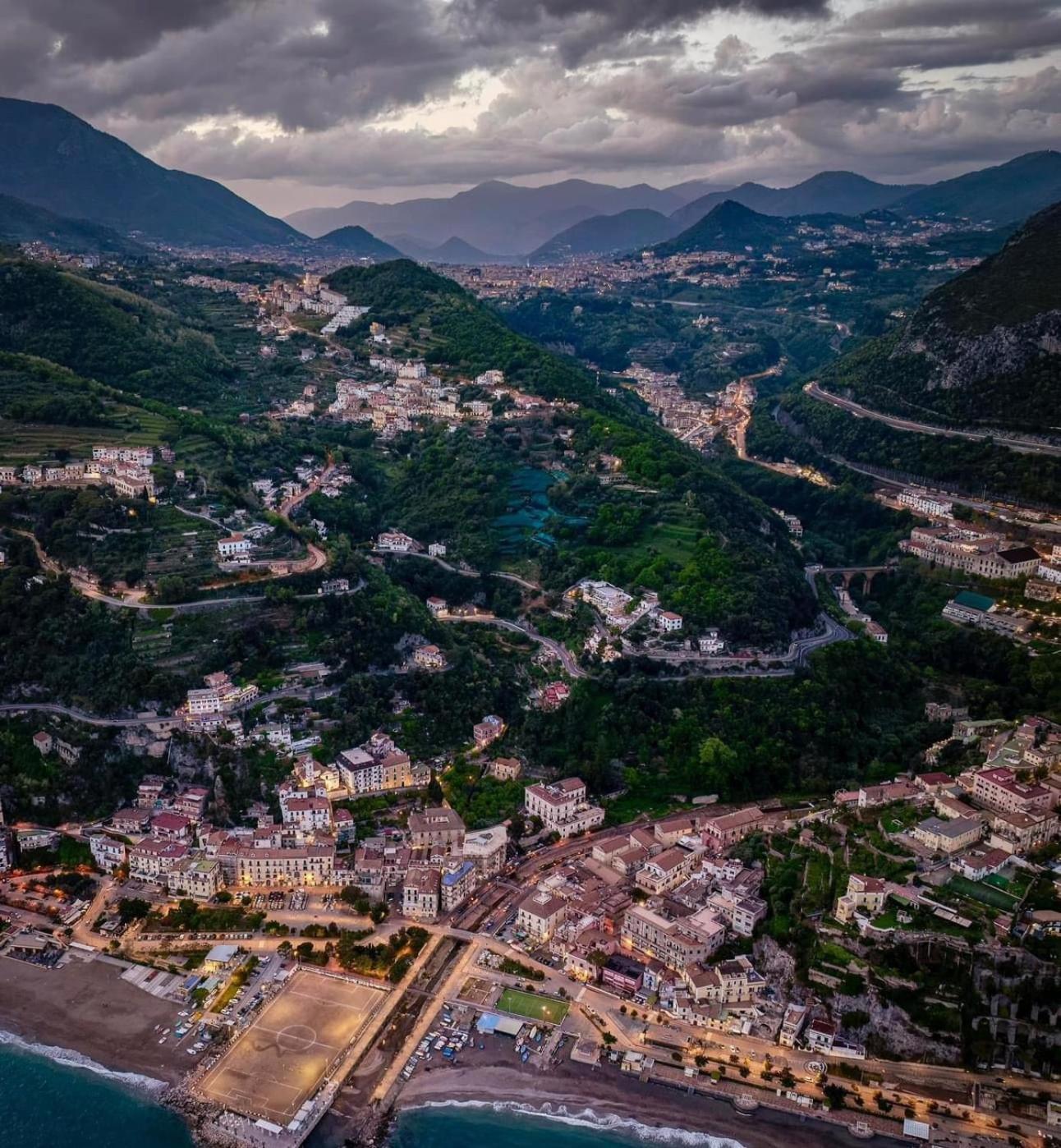 Vietri In Centro - Costa D'Amalfi Lägenhet Exteriör bild