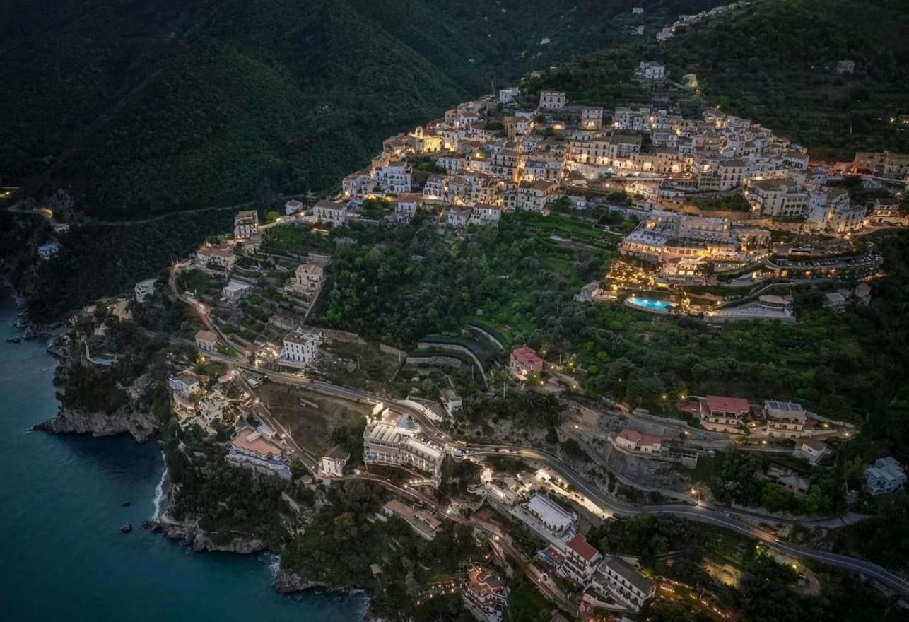 Vietri In Centro - Costa D'Amalfi Lägenhet Exteriör bild